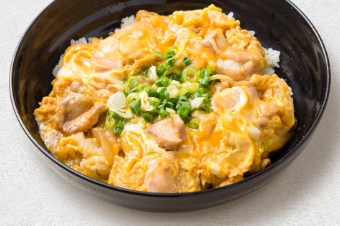 親子丼の画像
