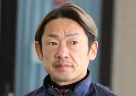 坪井康晴選手
